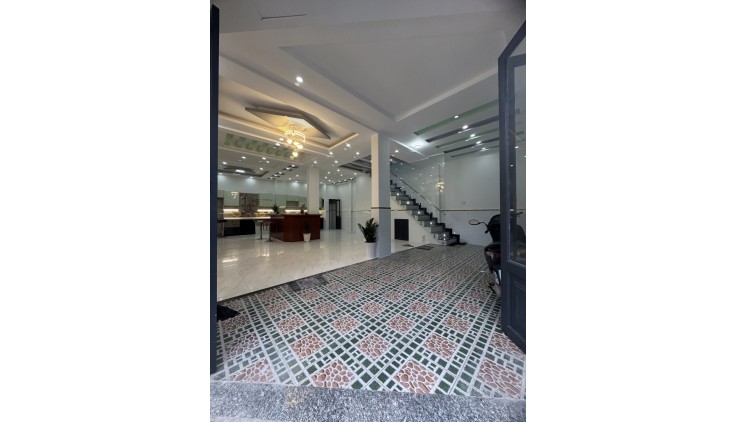 MẶT TIỀN ĐƯỜNG LIÊN KHU 2-10, 108M2 - NGANG KHỦNG 8.5M, 3 TẦNG, NGAY CHỢ GÒ XOÀI GIÁ 6.X TỶ